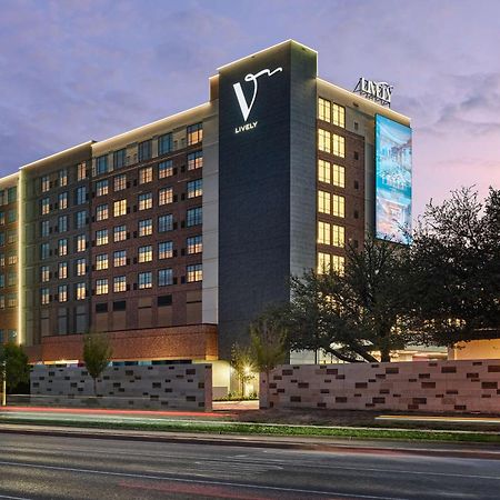 Lively Hotel On Oak Oklahoma City, Tapestry By Hilton מראה חיצוני תמונה