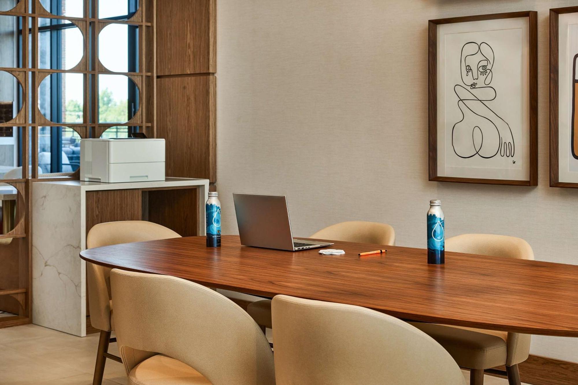 Lively Hotel On Oak Oklahoma City, Tapestry By Hilton מראה חיצוני תמונה