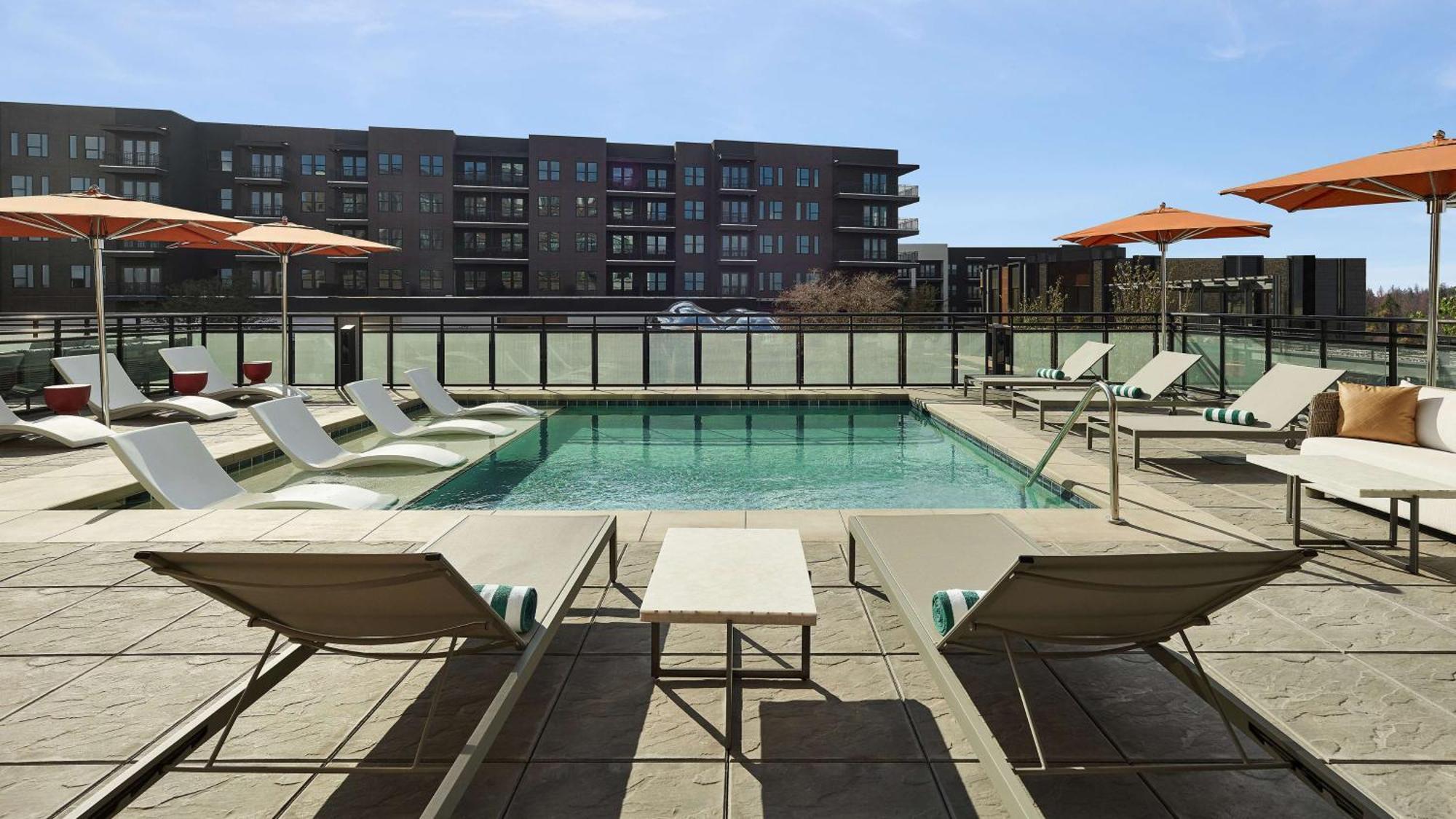Lively Hotel On Oak Oklahoma City, Tapestry By Hilton מראה חיצוני תמונה